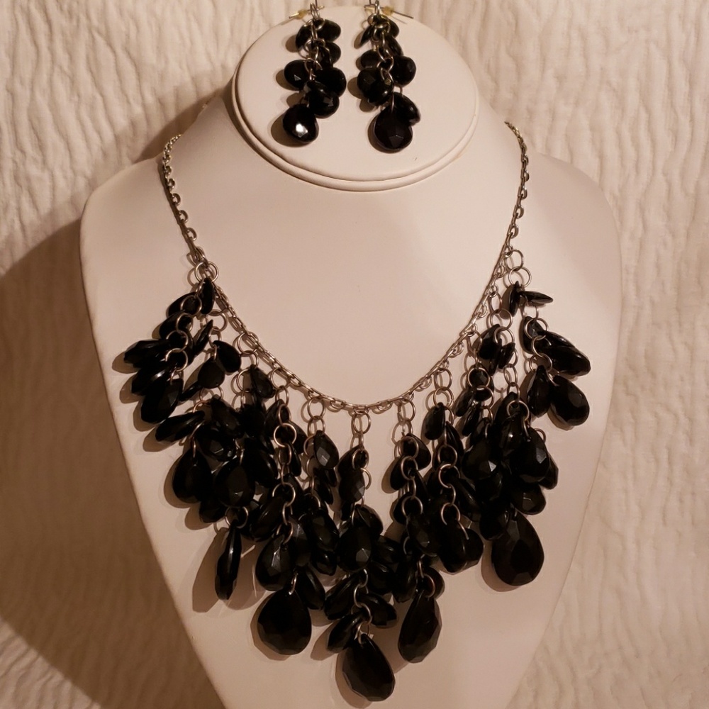 Necklace/Earing Set